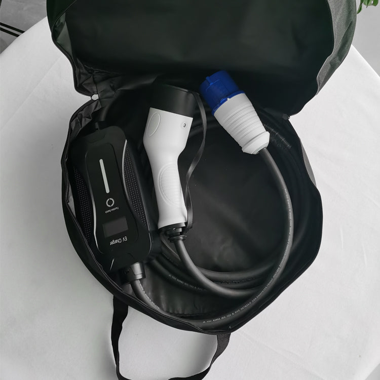 Electric vehicle charging station. Emergency Portable Home Ev Car Charger 7KW with 1P industrial type socket 